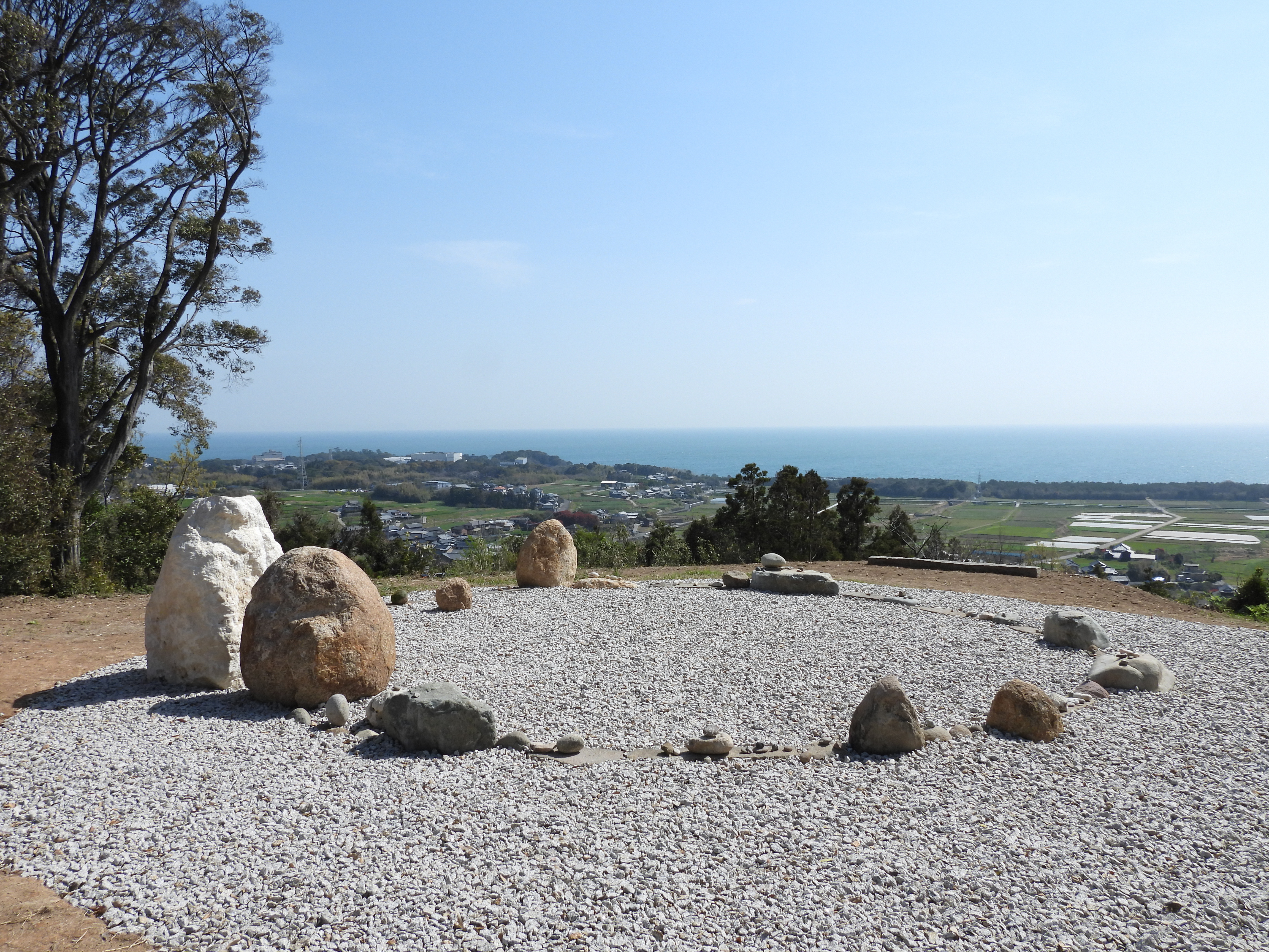 衹園山の現代アート作品 国東つながる暮らし 大分県 国東市 くにさきし